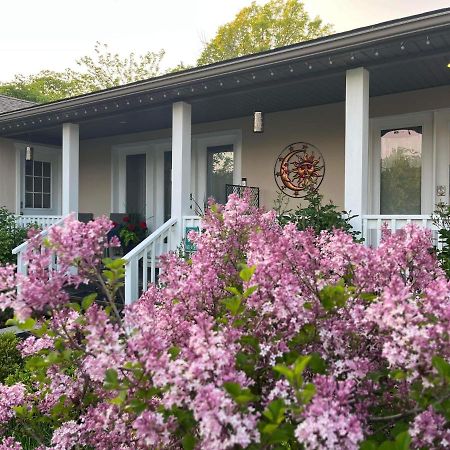 Summer Solstice Bed & Breakfast Niagara-on-the-Lake Extérieur photo