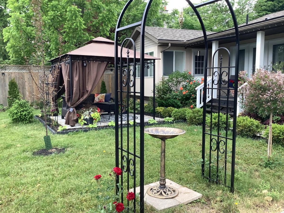Summer Solstice Bed & Breakfast Niagara-on-the-Lake Extérieur photo